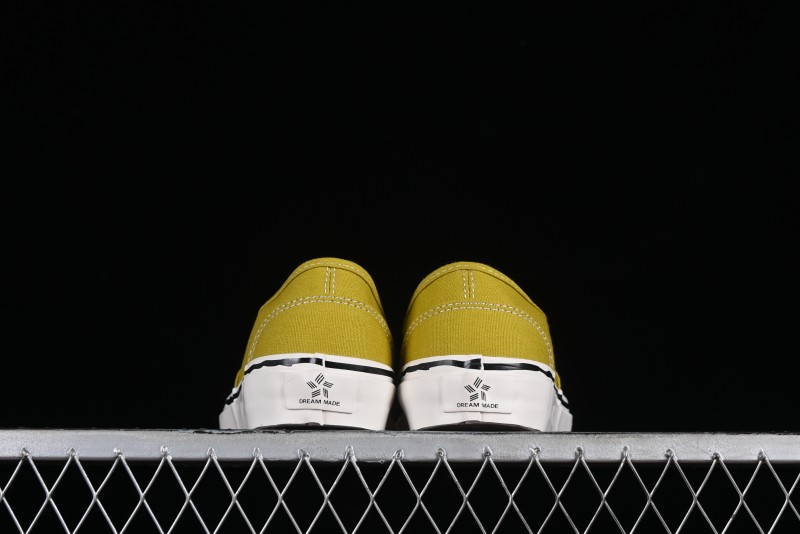 Kamiya Vulcanize Sneaker 23AW High-End Line Dissolved Yellow Canvas Shoes with Smiley Face Print Low-Top - M.C3