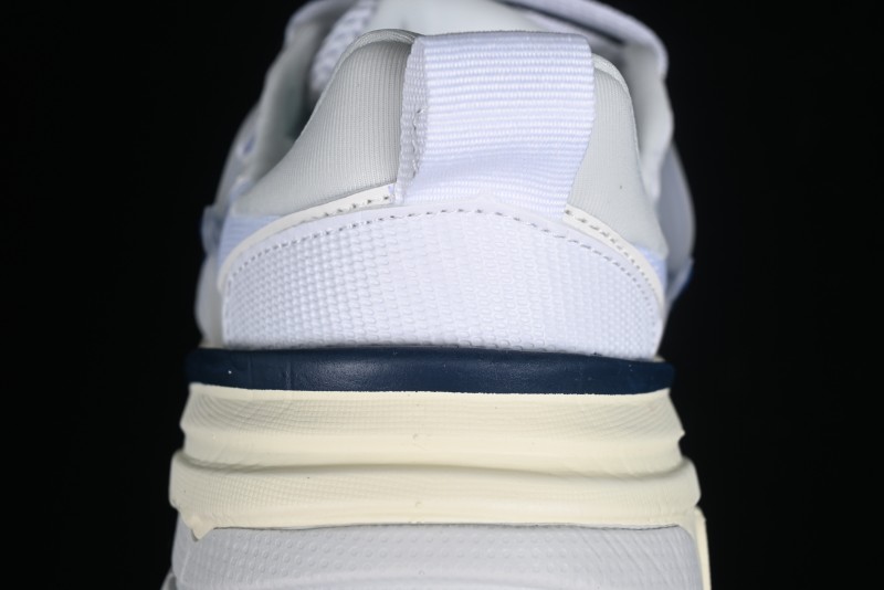 Nike Runtekk V2K Retro Low-Top Running Shoes with Cushlon Midsole - FD0736-102