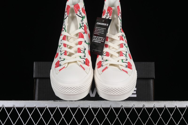 Converse Chuck 1970s Official Cherry Embroidery Platform Vulcanized Canvas Sneakers - A08096C