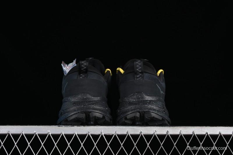 HOKA ONE ONE Tor Summit Low-Top Running Shoes with Geometric Cushioning for Stability and Traction - 1147952 BBLC