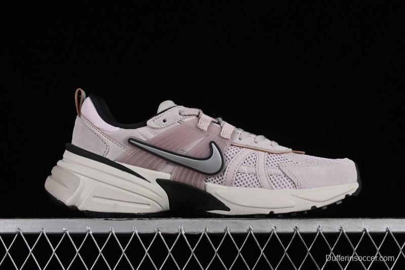 Nike Runtekk Run V2K Low-Top Retro Running Shoes with Cushlon Midsole and Anti-Slip Design - FN6703-001