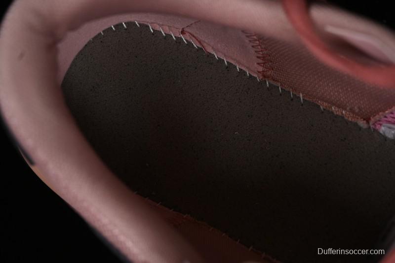 Dior B30 Sneakers with Reflective CD30 Logo and Lightweight Rubber Sole - CD30