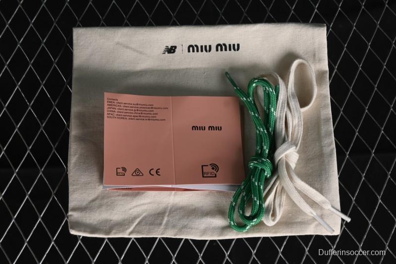 Miu Miu x New Balance 530 Low-Top Retro Running Sneakers with Deconstructed Design - 38165