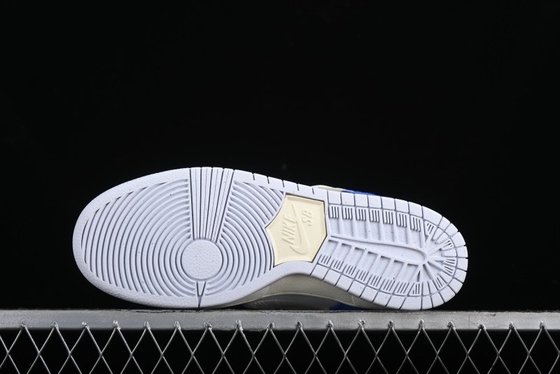 Nike April Skateboards SB Dunk Low Collaboration - Ice Rose SB Shattered Backboard Casual Skate Shoes FD2562-400