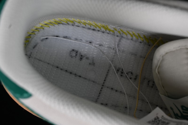 Nike Air Force 1 '07 Low Casual Sneakers with Full-Length Air Cushion - FQ8714-001