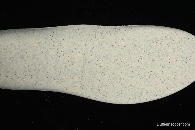 Asics Gel-Kayano 31 Running Shoes with Enhanced Cushion and Breathable Design - 1011B955-100