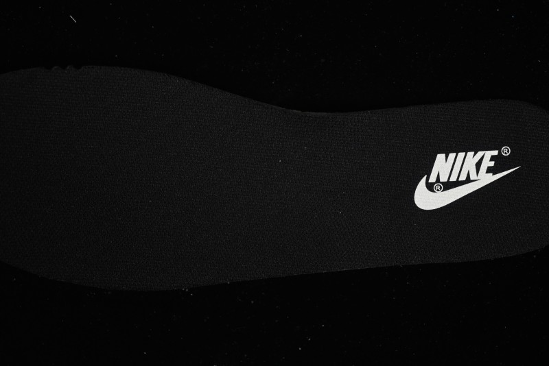 Nike SB Dunk Low Violent Bear Collaboration - Woven Black Swoosh Anniversary Custom Low-Top Casual Skate Shoes - KK1888-005