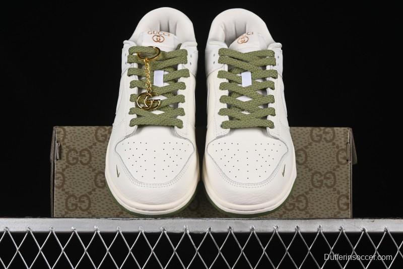 Nike SB Dunk Low Gucci Collaboration - Off White with Green Swoosh Anniversary High-End Custom Low-Top Casual Skate Shoes - KK1888-007