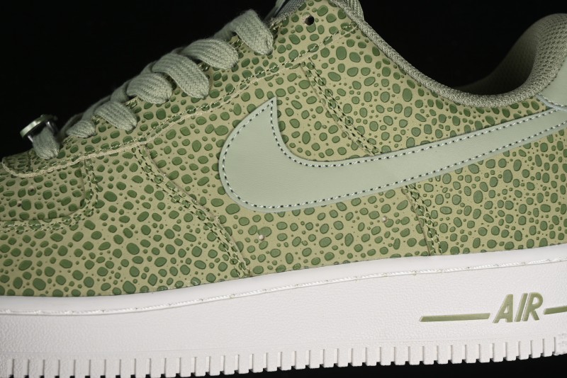 Nike Air Force 1 '07 Low Casual Sneakers with Full-Length Air Cushion - FV6519-200