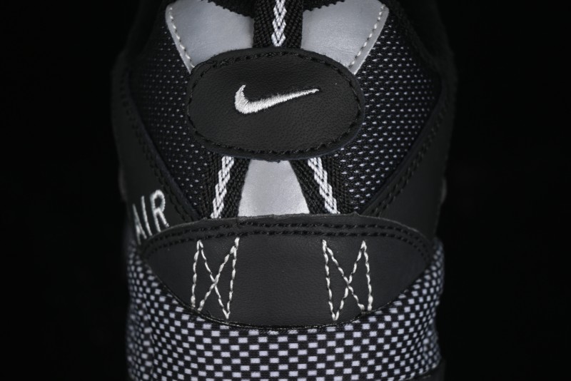 Nike Air Humara Retro Trail Running Shoes with 1990s Style - FJ7098-002