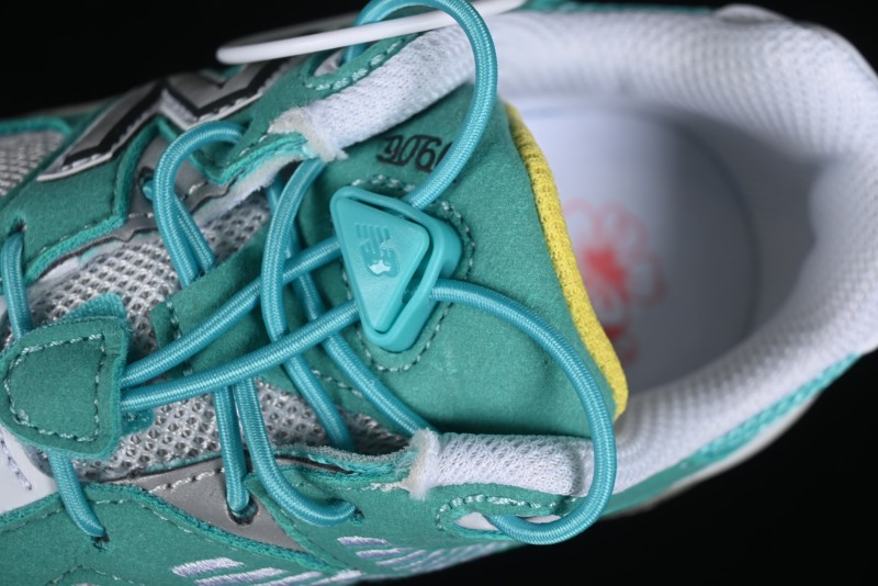 New Balance 9060 Series Hook and Loop Kids Shoes - PV9060DBT