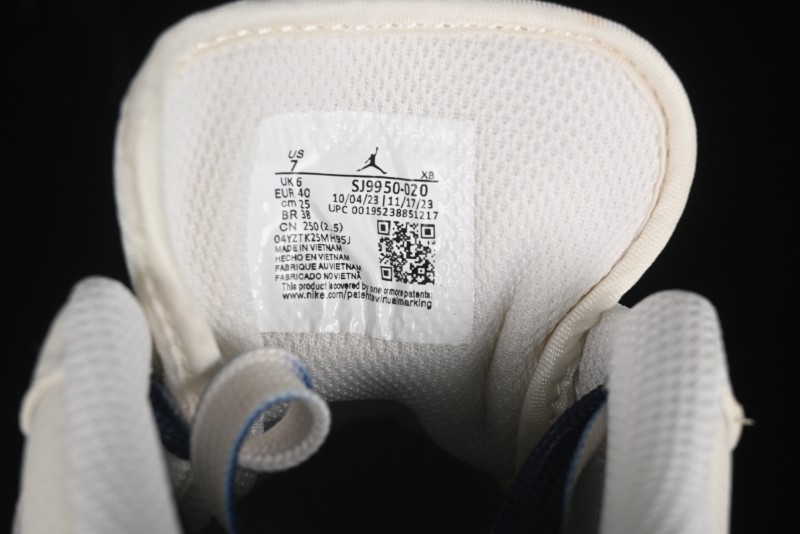 Nike Air Jordan 1 Low Supreme Collaboration - Deep Blue Two-Tone Sole Retro Basketball Shoes - SJ9950-020