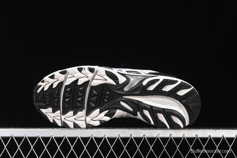 Asics Gel-Kahana TR V4 Running Shoes with FF BLAST PLUS Cushioning - 1203A497-100