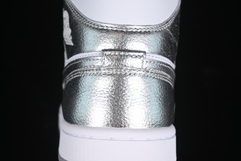 Nike Air Jordan 1 Mid Basketball Shoes Silver White - FN5031-100