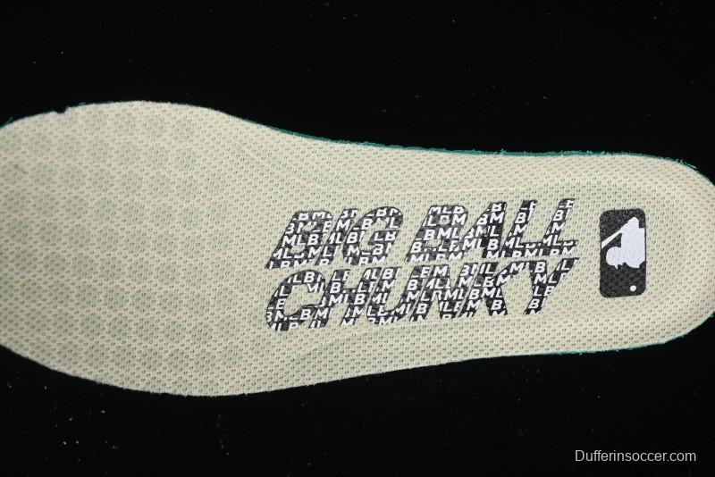 New York Yankees MLB Bigball Chunky Embo Monogram Thick Sole Sandals - 3ASHBEM4N50IVS