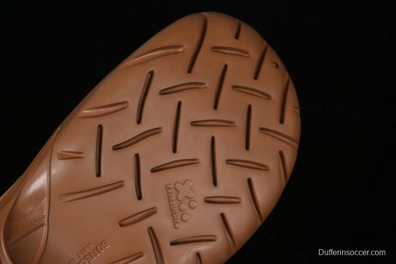 Bottega Veneta Snap Round Toe Slip-On Ankle Snow Boots - 578321