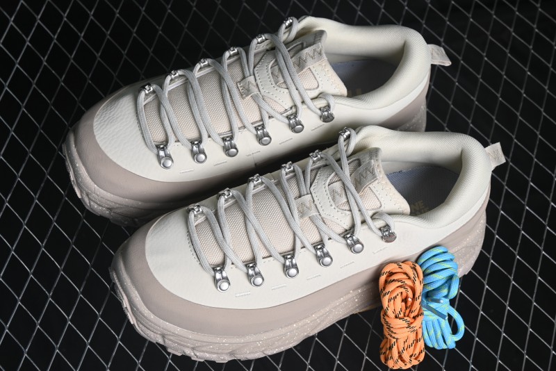 HOKA ONE ONE Tor Summit Low Top Cushioned Waterproof Outdoor Functional Shoes - 1147952 OLK
