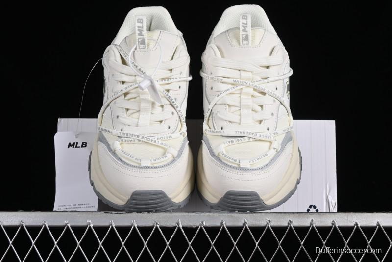 New York Yankees Chunky Runner Basic Lace-Up Lightweight Casual Sneakers - 3ASHCRR3N43WHS