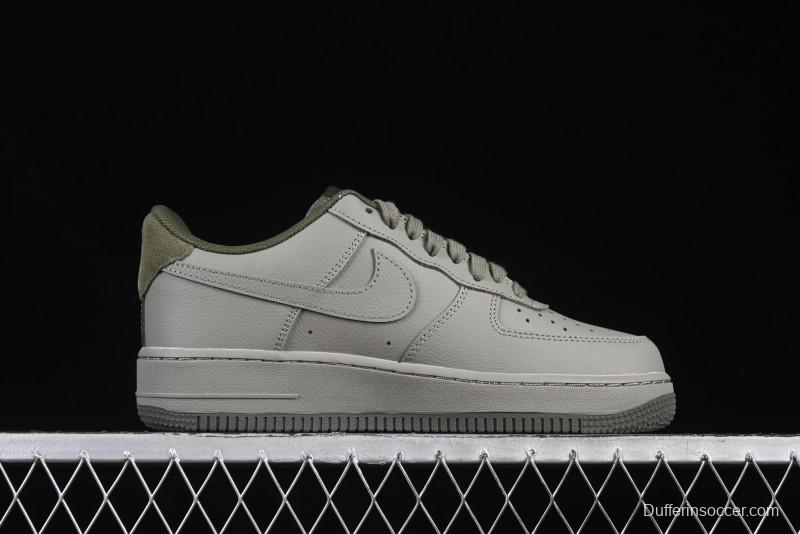 Nike Air Force 1 '07 Low Casual Sneakers with Full-Length Air Cushion - HM9483-300