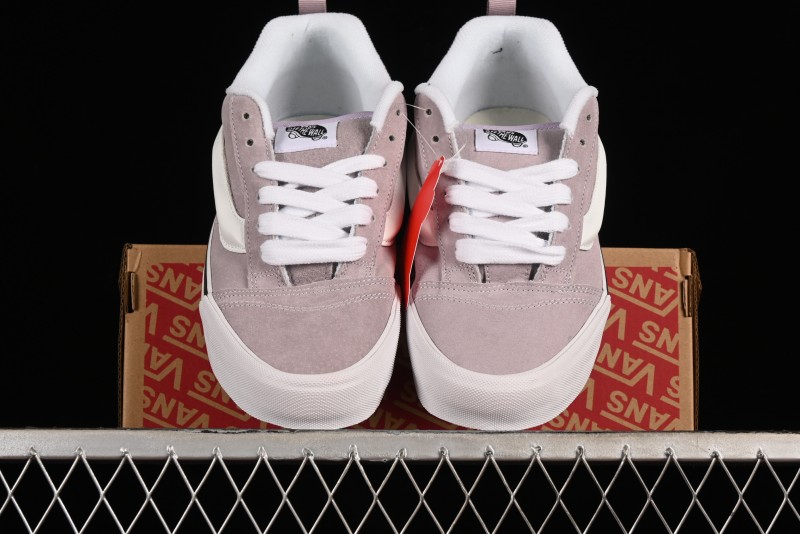 Vans Classics Knu Skool Retro Chunky Tongue Sneakers with Enlarged Toe and Breathable Mesh - VN000CRP0L08