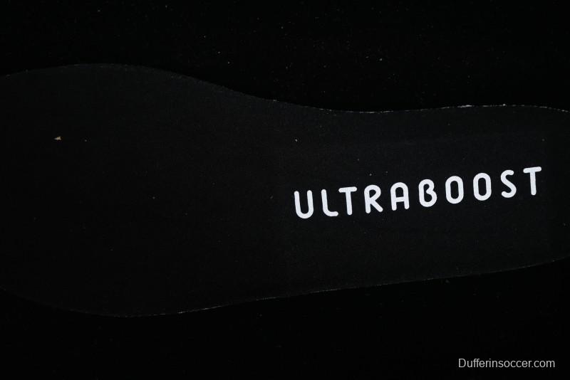 Adidas Ultraboost 5X ID8819 Running Shoes with Boost Cushioning