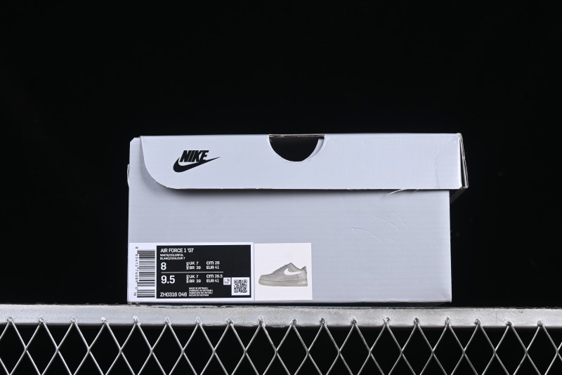 Nike Air Force 1 '07 Low Casual Sneakers with Black Splatter Design - ZH0316-046