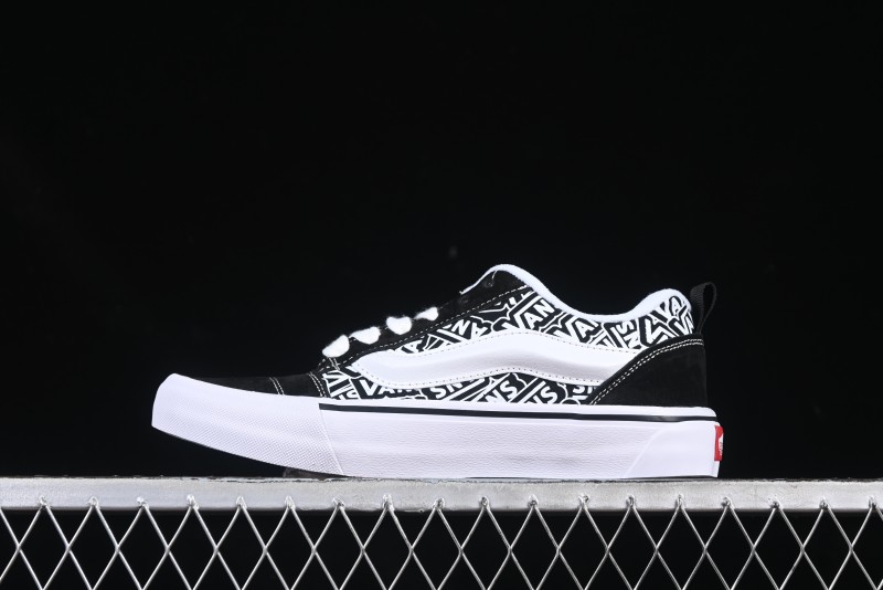Vans Knu Skool Low-Top Retro Chunky Sneakers - VN000CS0239