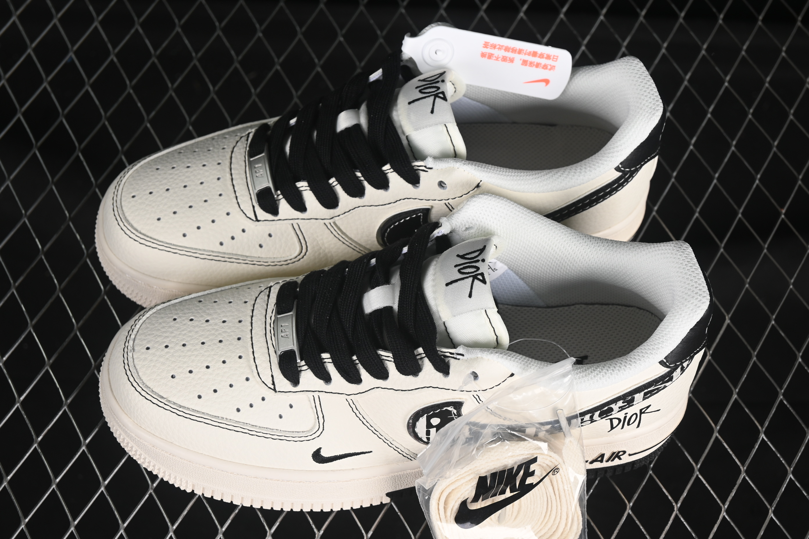 Nike Air Force 1 '07 Low Dior Collaboration Two-Tone Dior Swoosh Casual Sneakers - XS1958-544