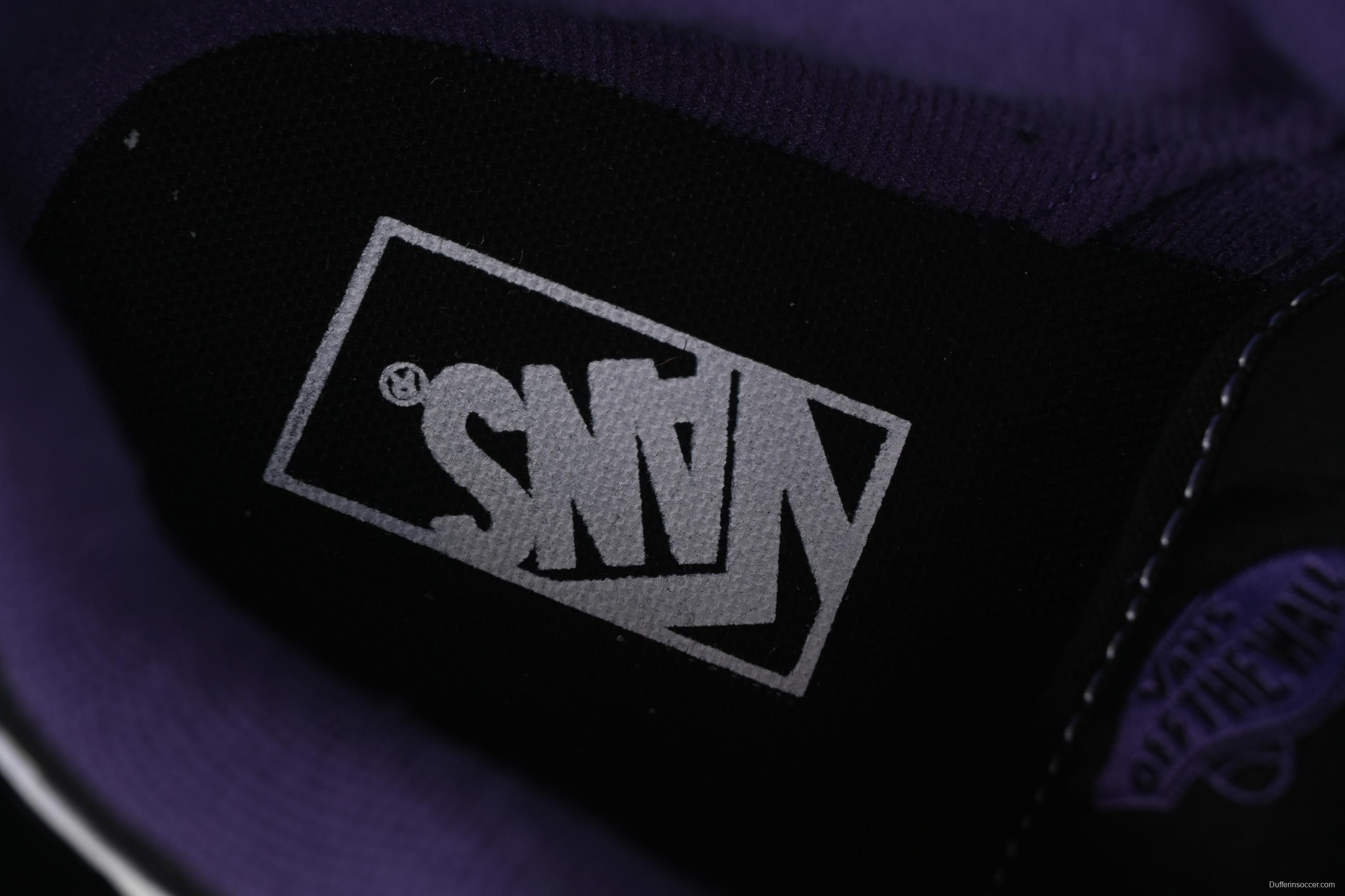 Vans Knu Skool Low Top Retro Chunky Sneakers - VN000D6CB5P