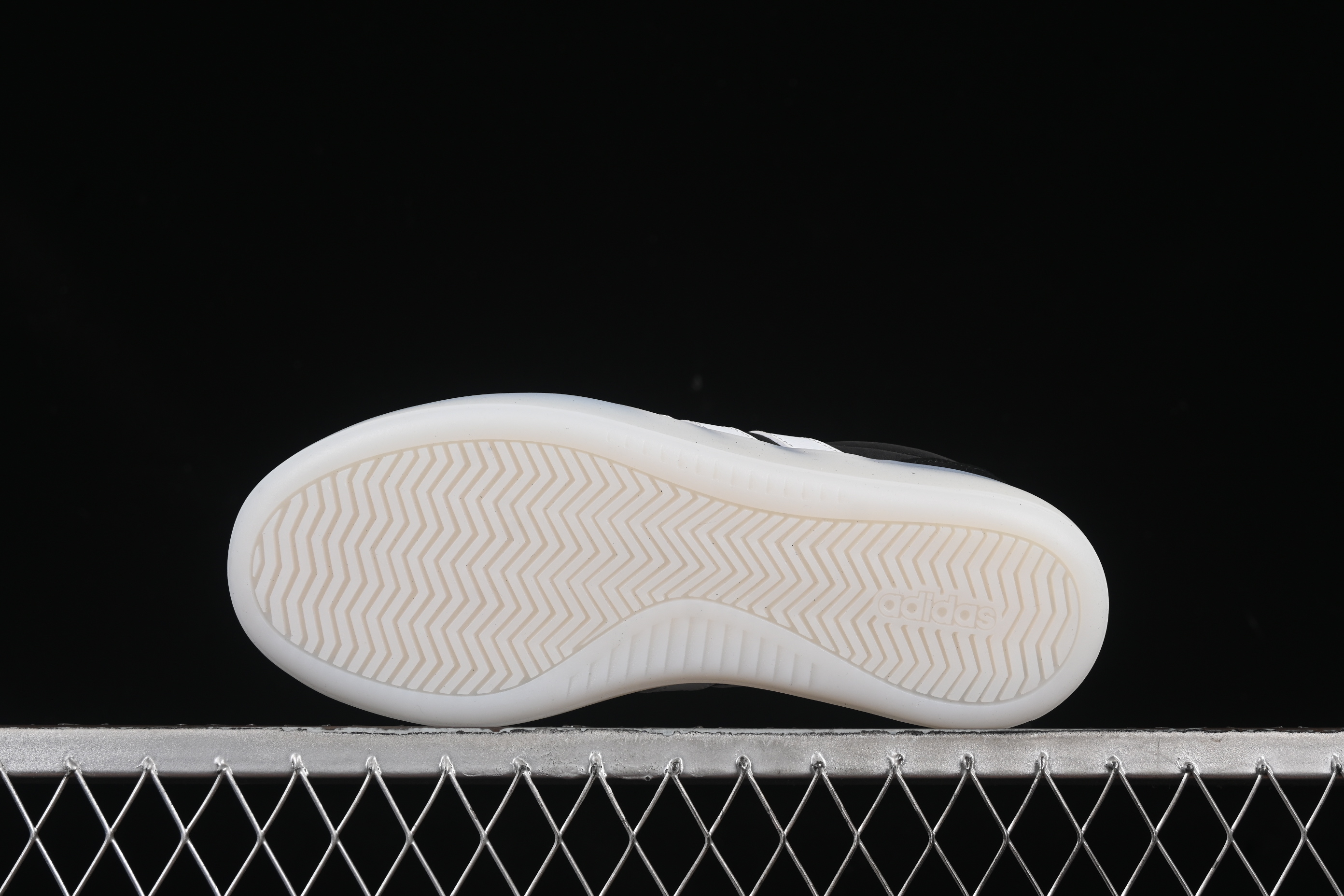 Adidas Barreda Decode Comfort Cushion Low Top Casual Sneakers - JI2316