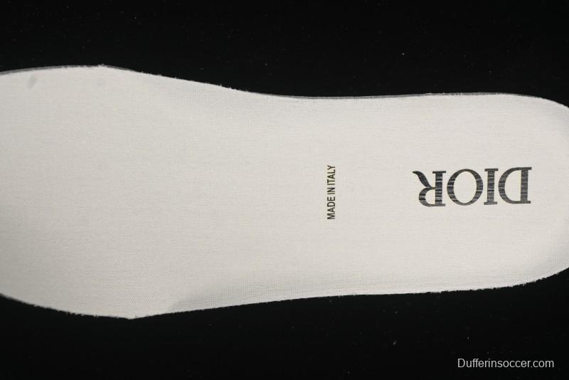 Dior B30 Sneakers with CD Logo Detail - AJE5