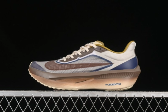 Nike Zoom Fly 6 Ultra-Lightweight Running Shoes with React Foam and Carbon Fiber Plate - HV4366-072