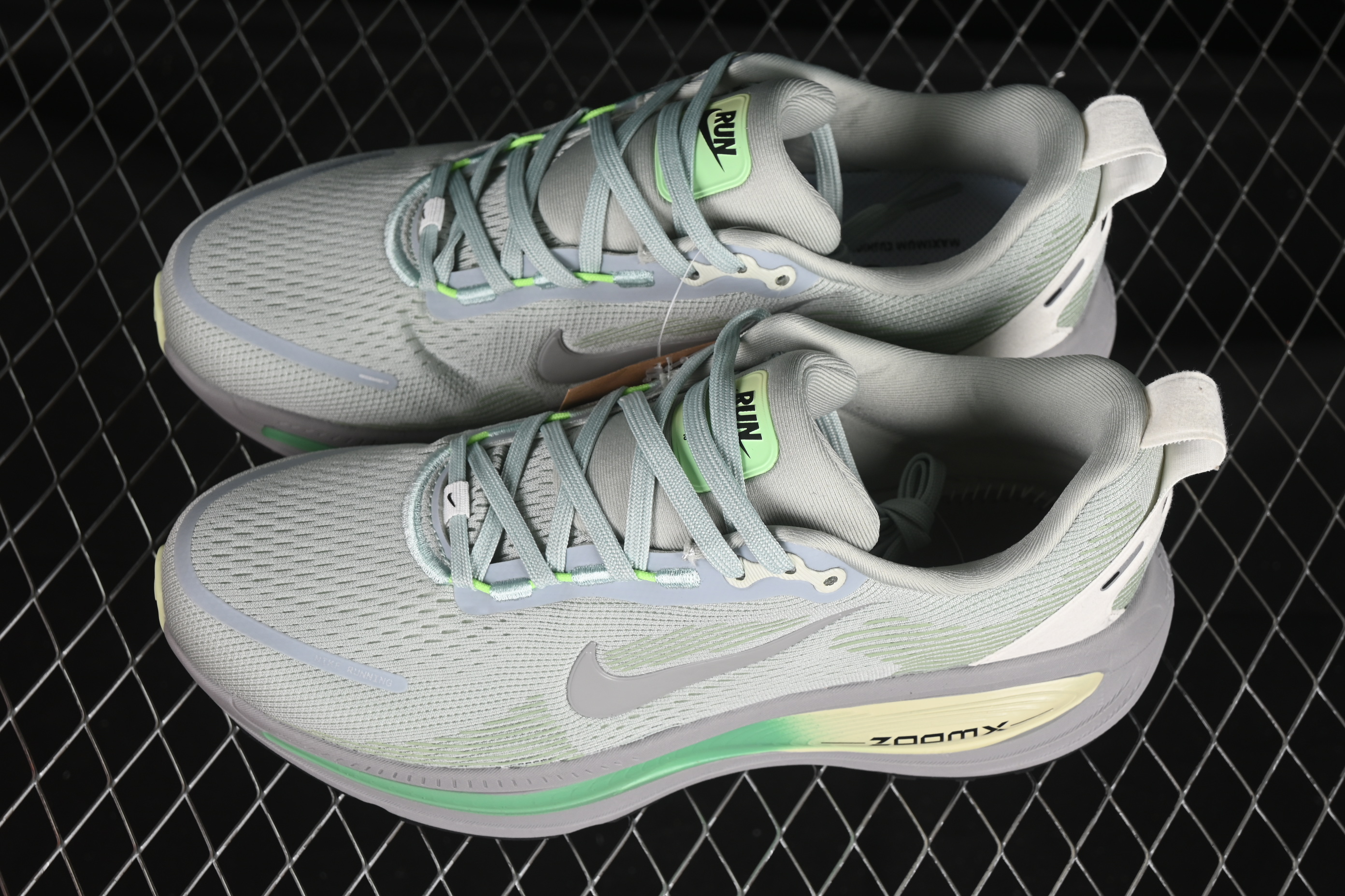 Nike Air Zoom Vomero 18 Moon Landing 18 2025 New Cushioning Casual Running Shoes with Built-in Zoom Air Unit - HM6803-002