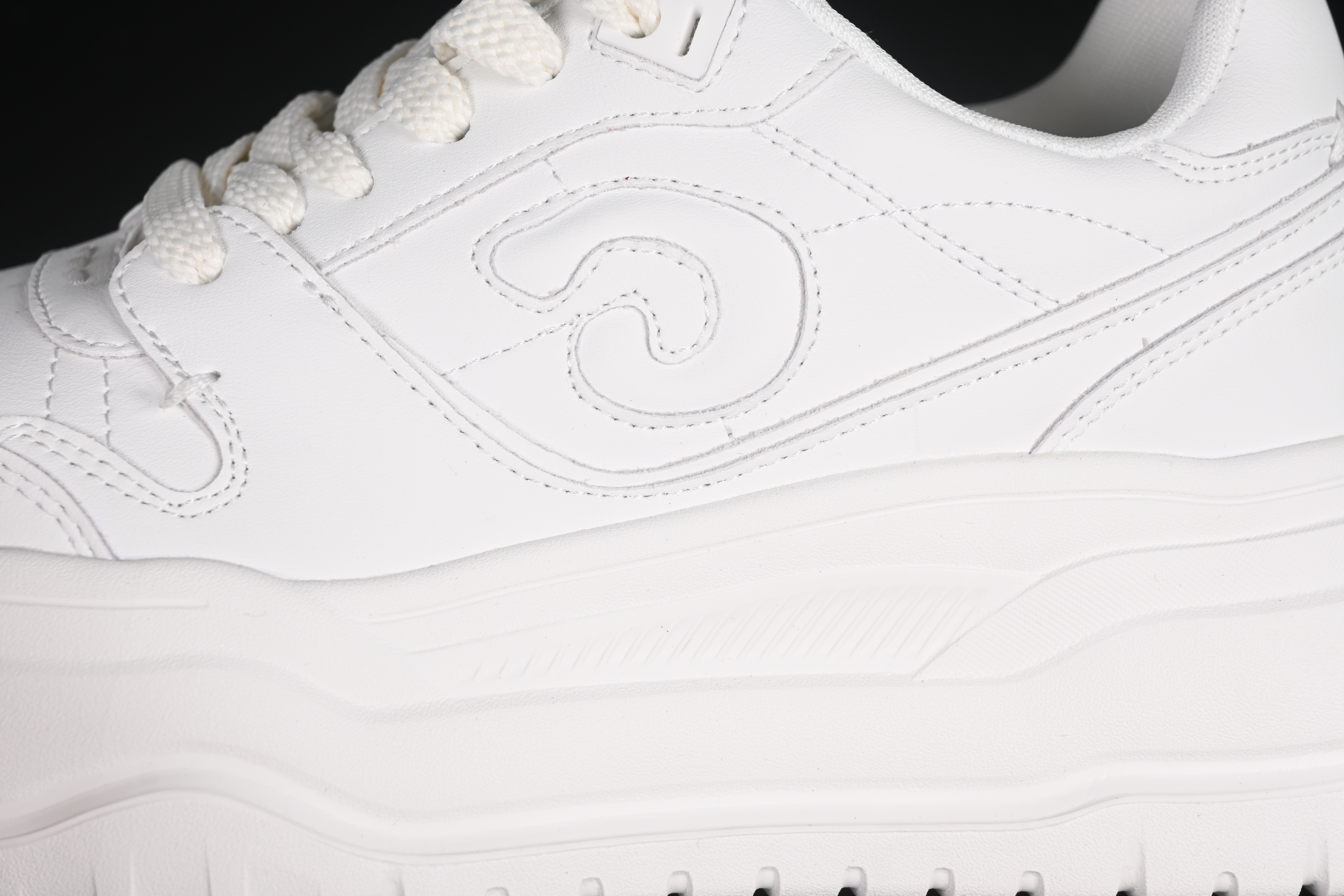 GG-CC Thick Sole Casual Running Shoes Celebrity Same Style - G25U5338C