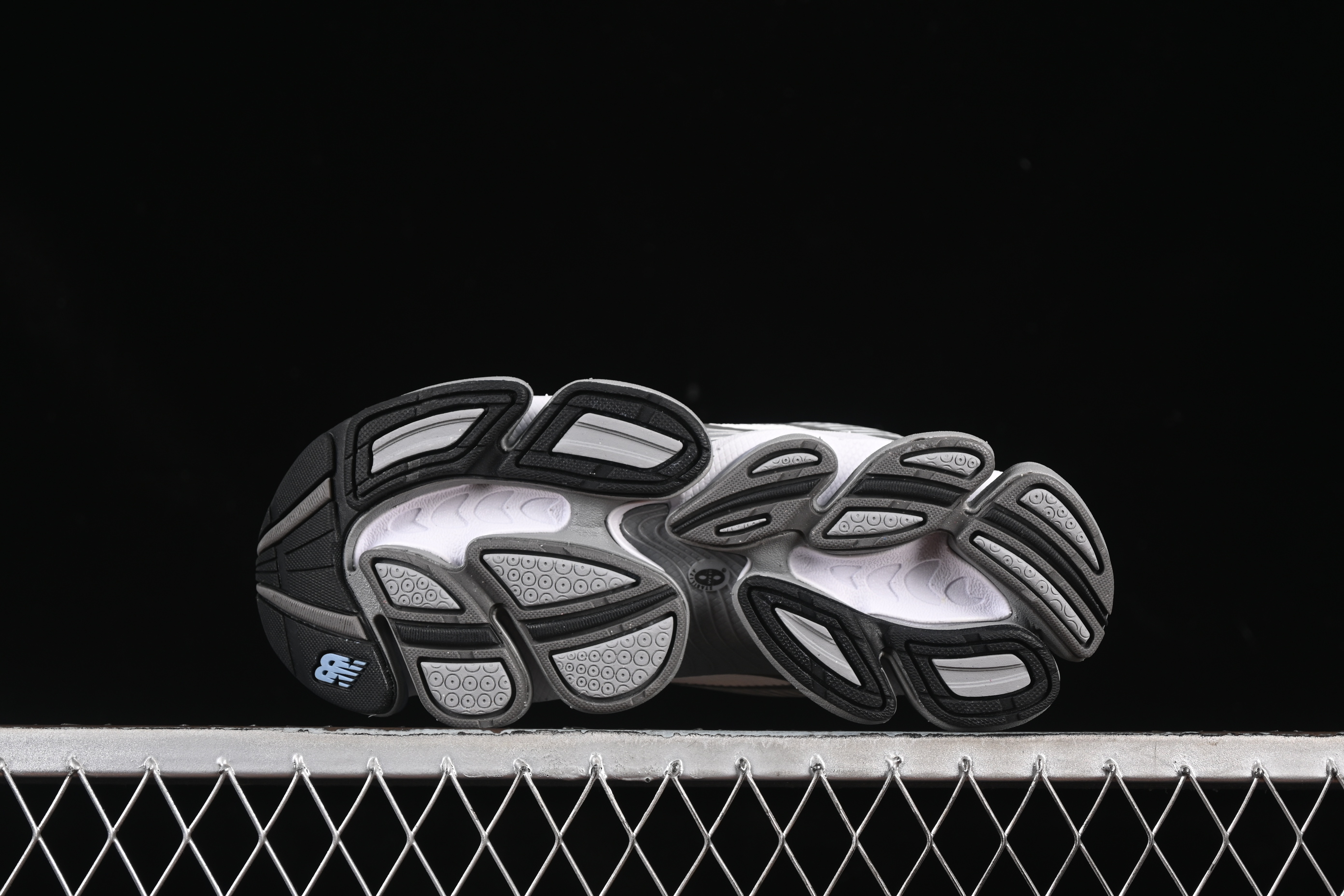 New Balance 2000 Series Retro Dad Style Casual Running Shoes - U2000HXD