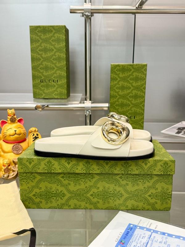 2025 Gucci White Leather Slippers KFY00210