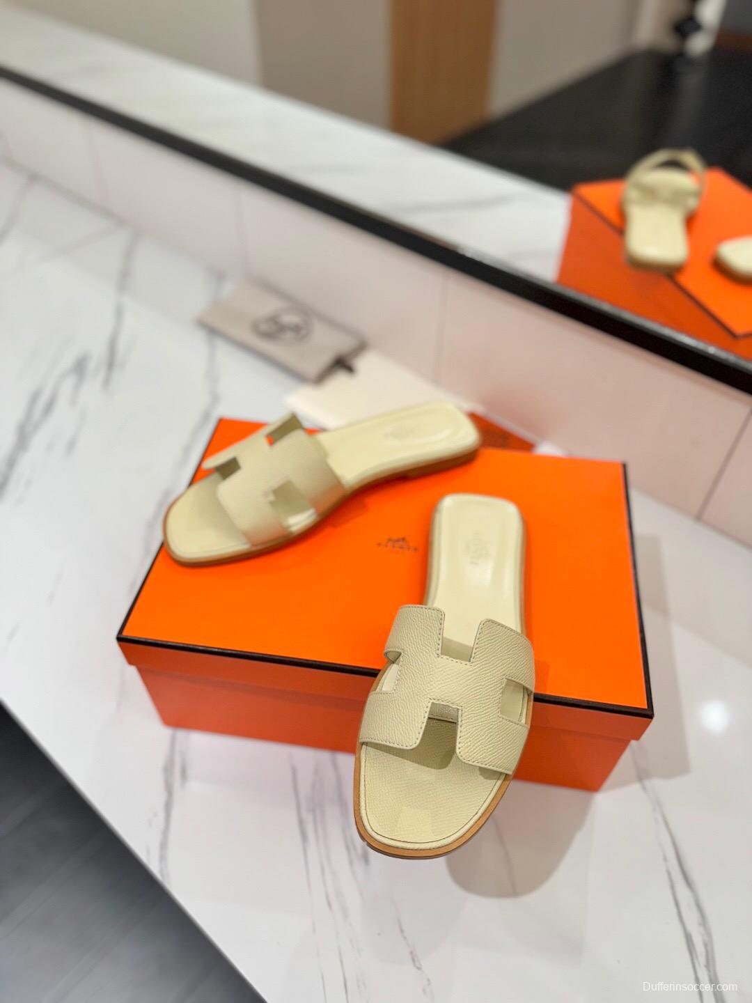 2025 Women Hermès Beige Leather Slippers