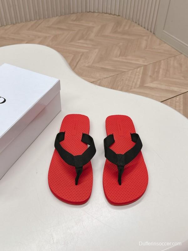 2025 The Row Red Black Rubber Slippers