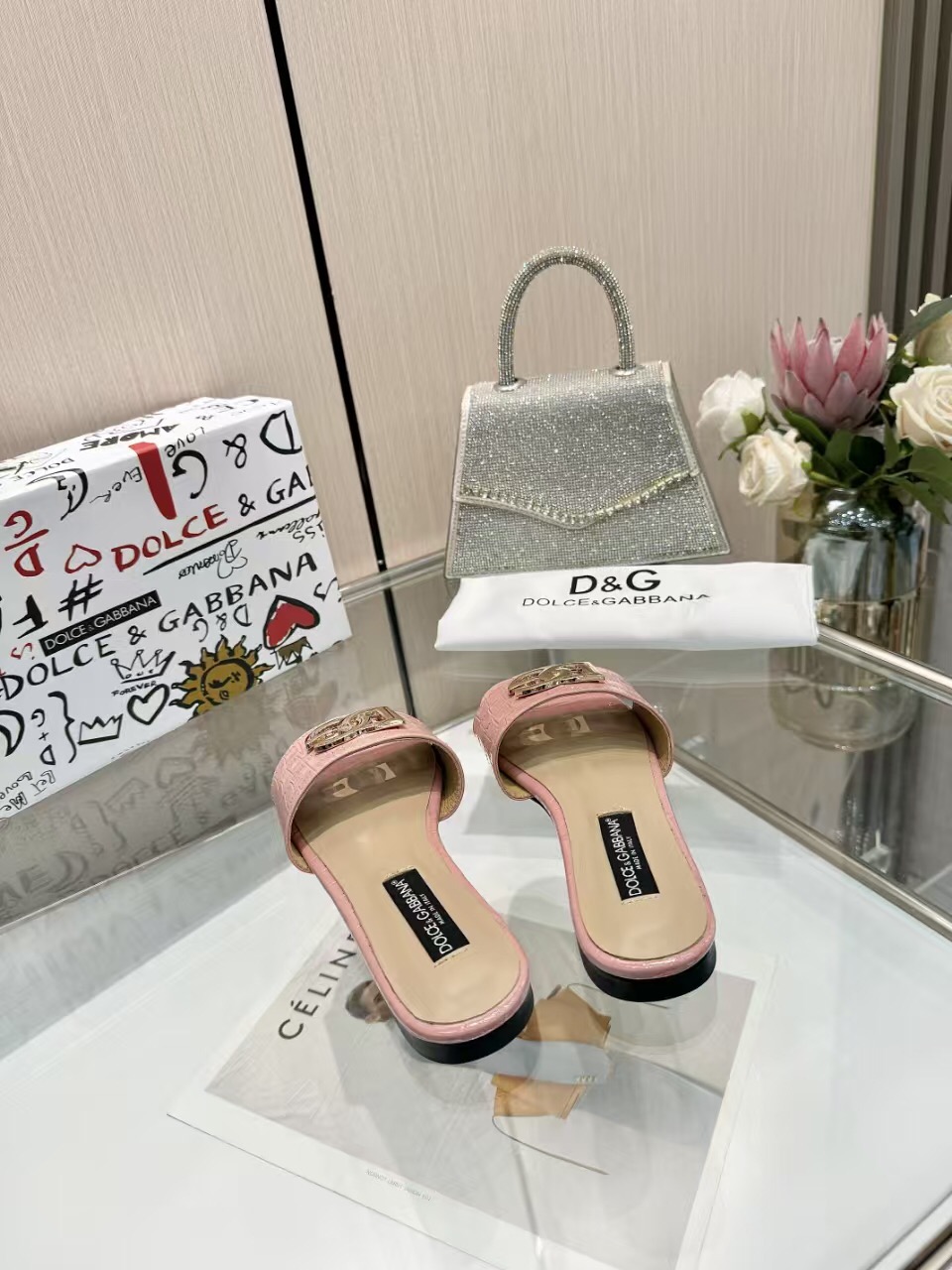 2025 Women Dolce & Gabbana Pink Leather Slippers LY00190