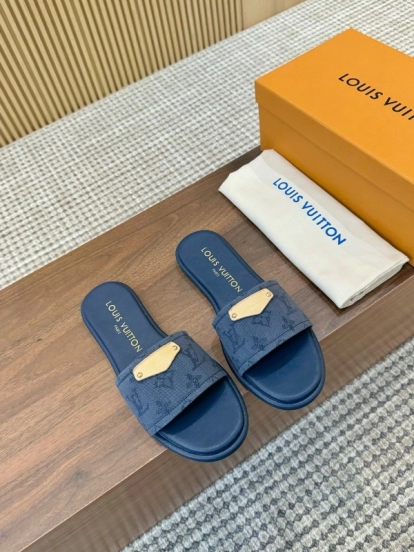 2025 LV Blue Leather Slippers LY00200