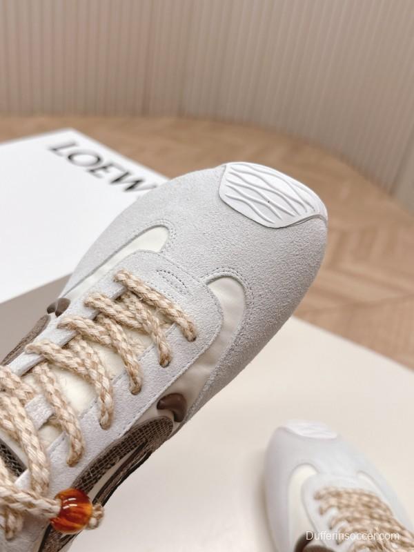 2025 Unisex Loewe Cream Suede Casual Sneaker With Embroidered Detailing KFY00300