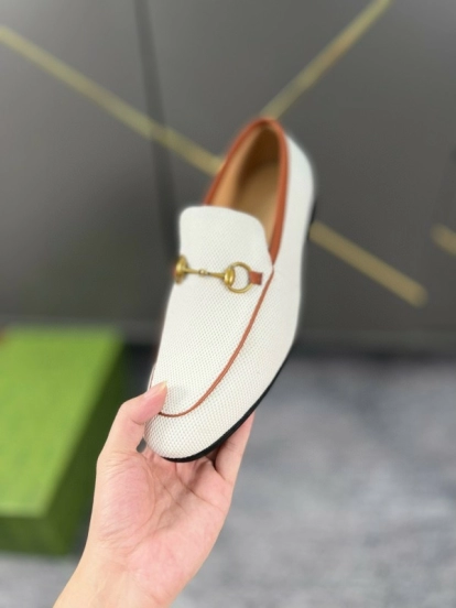 2024 Men Gucci white brown leather loafers MJ00280