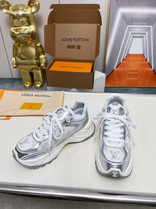 2025 Unisex Louis Vuitton White Grey Mesh Leather Sneakers LY00340