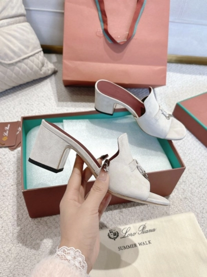2025 Women Le Parmentier White Suede Heeled Shoes LY00360