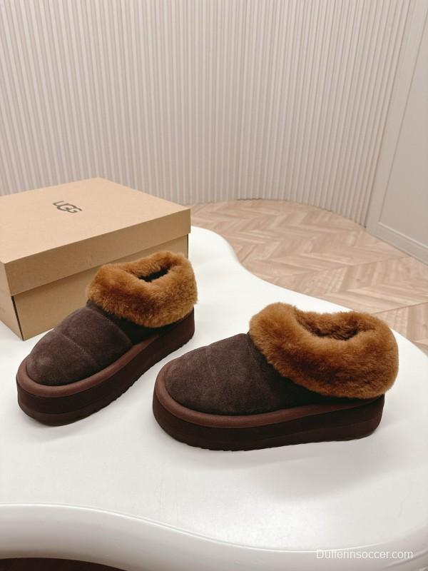 2024 Women UGG Brown Sheepskin Slippers MJ00280