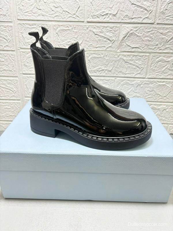 2024 Women Prada Black Patent Leather Ankle Boots MJ00360
