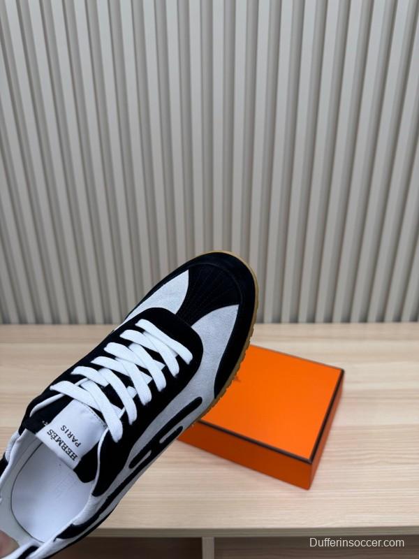 2025 Unisex Hermès Black White Suede Down Fabric Sneakers Top Version KFY00300