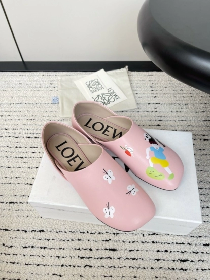 2025 Women Loewe Pink Leather Slippers LY00270