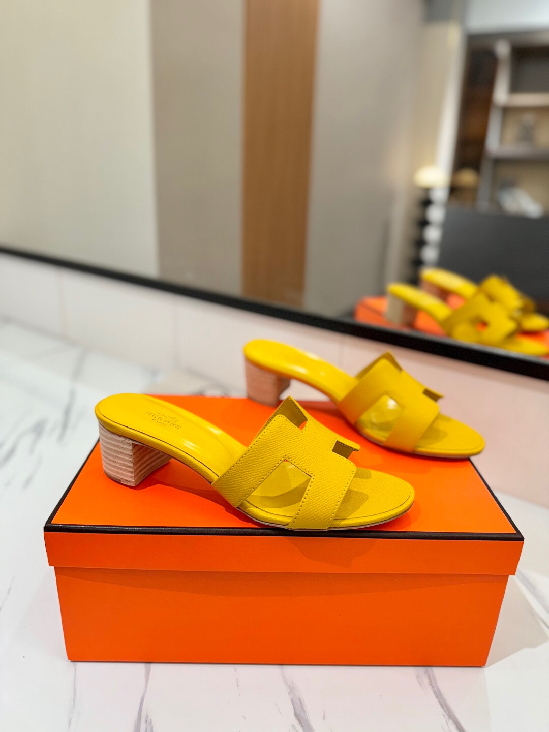 2025 Women Hermès Yellow Leather Sandals