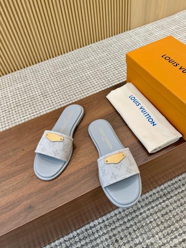 2025 Women Louis Vuitton Light Grey Canvas Slippers LY00200